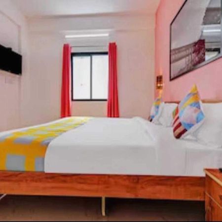 Hotel O Dhanori Pune Formerly Season Inn Dāpuri エクステリア 写真